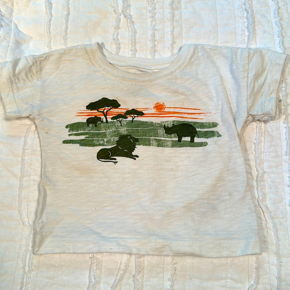 Carters savanna t shirt